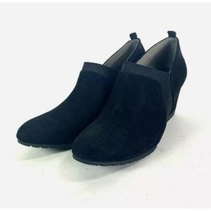 Bandolino Black Suede Wedge Ankle Shooties Booties Womens Size US 7.5
